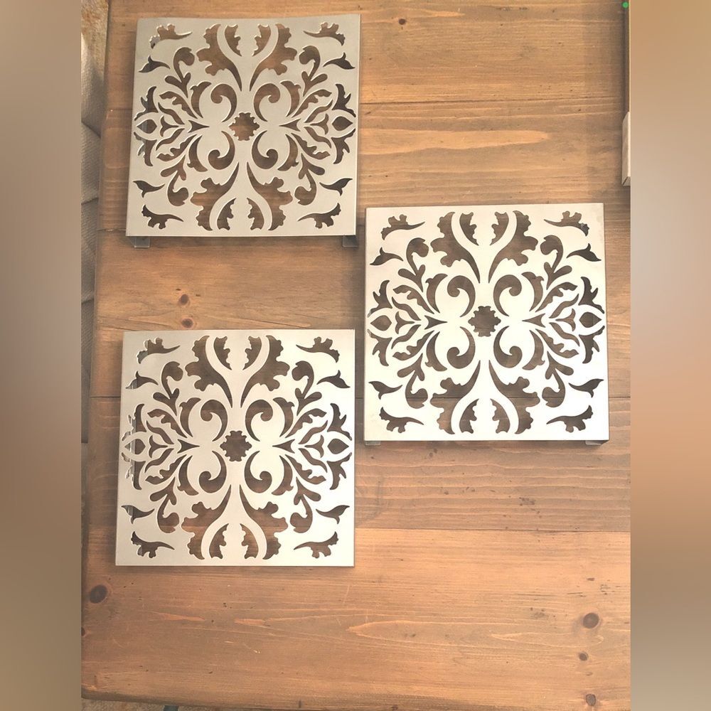 Umbra | 3 Piece Metal Wall Art | Dark Gray | 9.5" x 1" x 9.5"